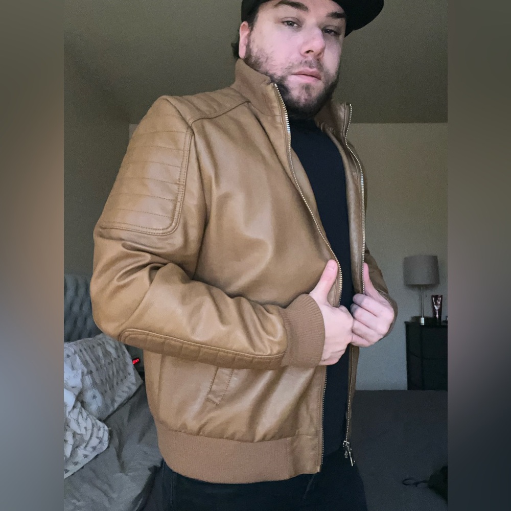 Forever 21 faux leather jacket - Picture 2 of 11